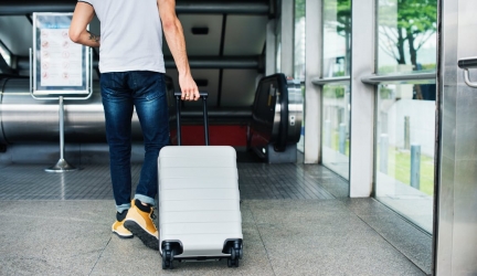 Luggage Shopping Guide: Hardside vs Softside